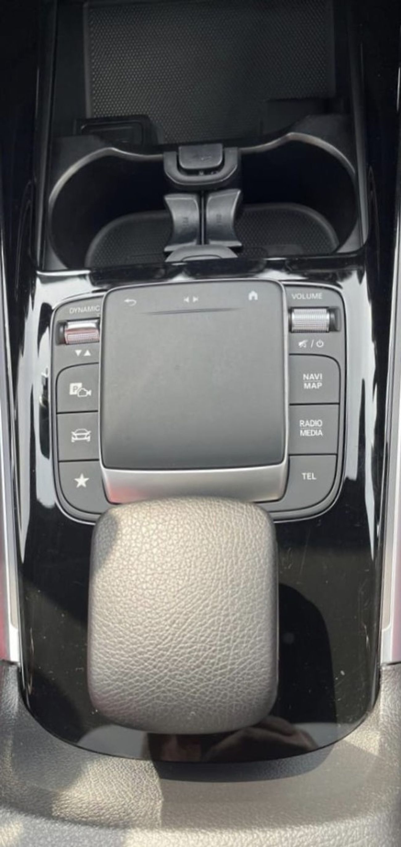 Mercedes-Benz GLB 250 4MATIC 2.0L AMG Under warranty & Service 2022 GCC