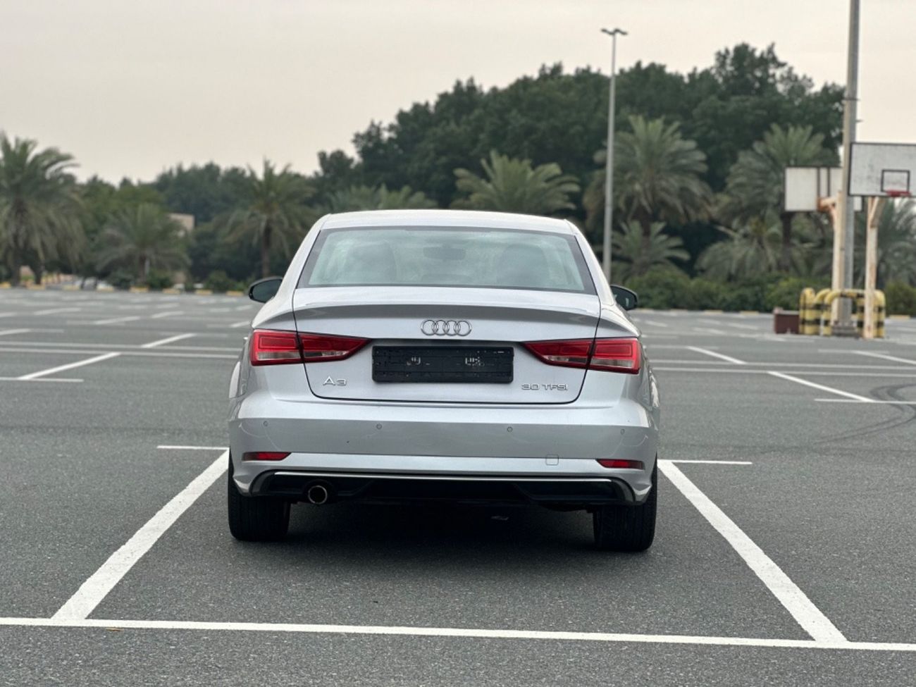 Audi A3 35 TFSI MODEL 2017GCC CAR PERFECT CONDITION INSIDE AND OUTSIDE 1400cc