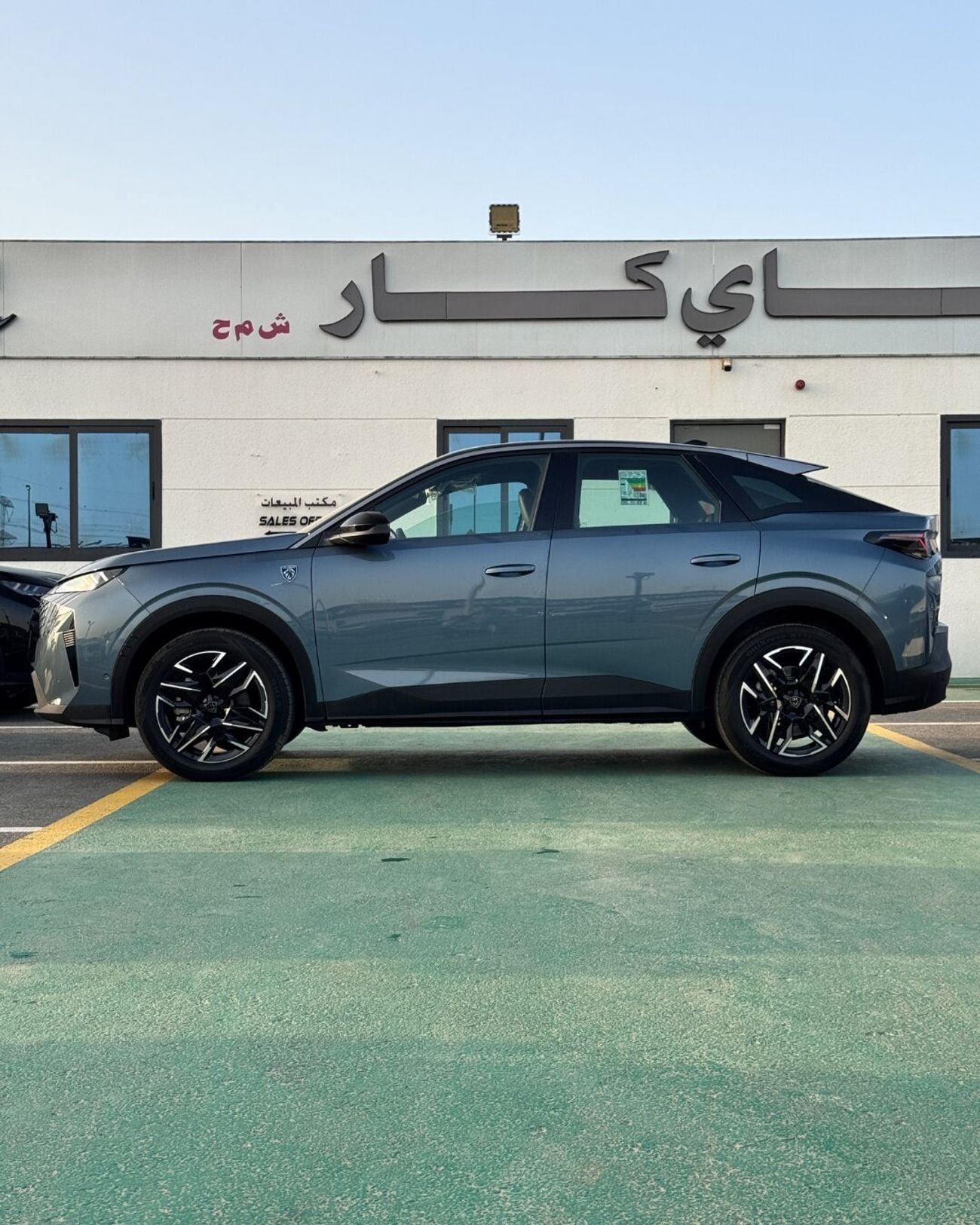 Peugeot 3008 NEW PEUGEOT 3008 GT - 1.6T - (2025 MODEL) GCC specs