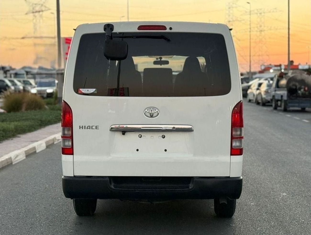 Toyota Hiace PREMIUM CONDITION | 2.8L DIESEL ENGINE | 2019 | RHD