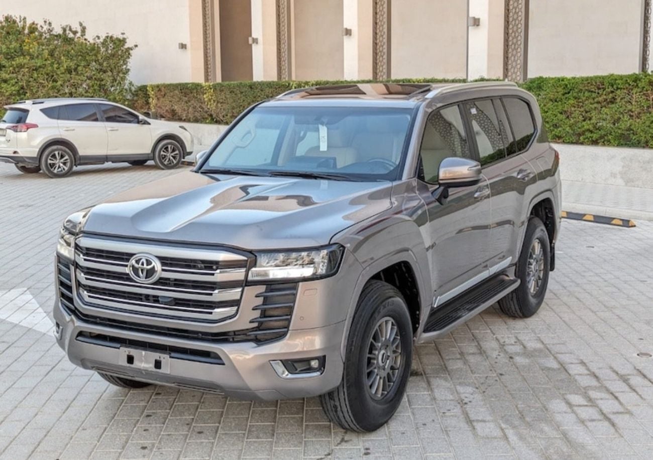 تويوتا لاند كروزر GXR 2023 DIESEL TWIN TURBO GCC IN EXCELLENT CONDITION