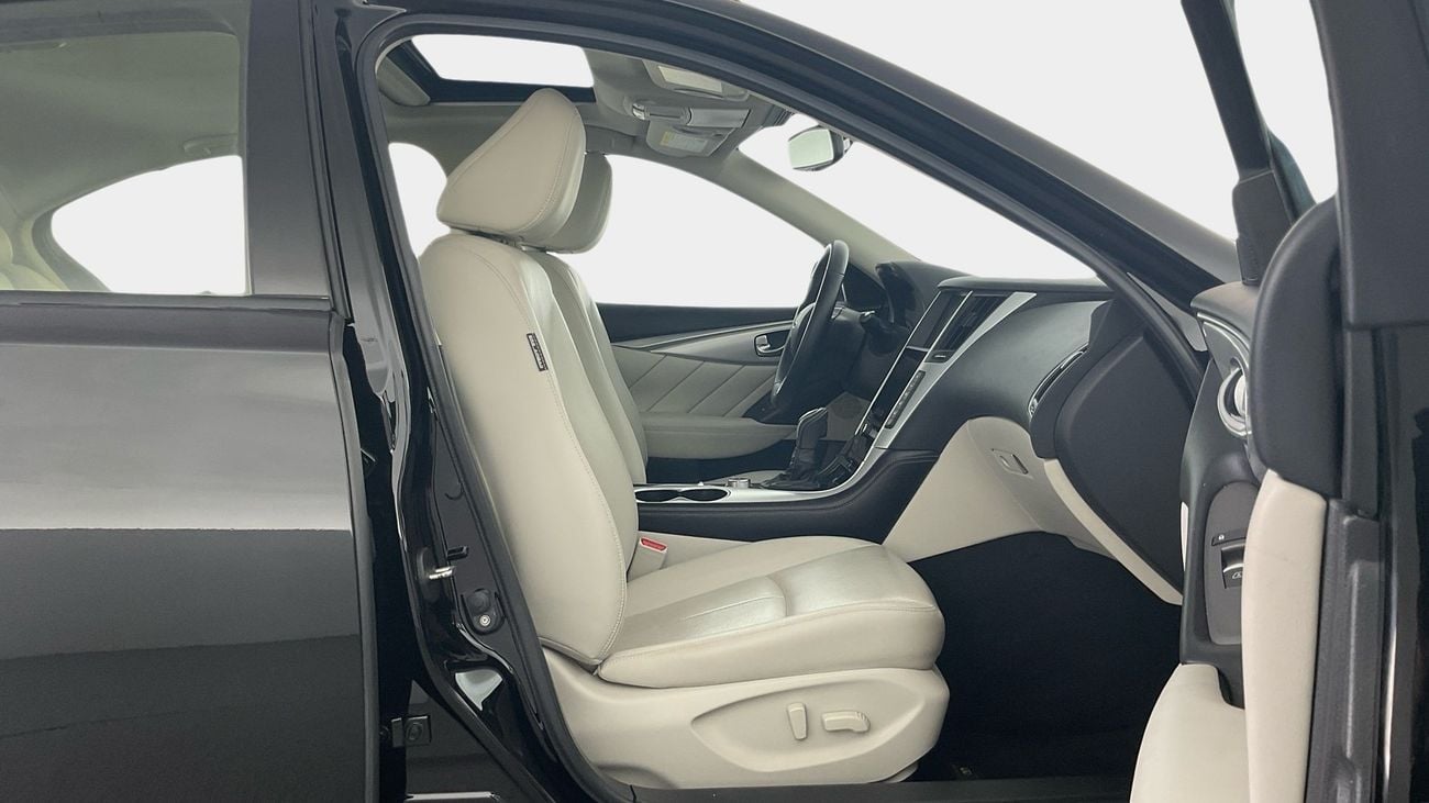 Infiniti Q50 Premium / Luxe | upto AED 20,000 Ramadan Discount | Guaranteed Warranty | 0 Down Payment