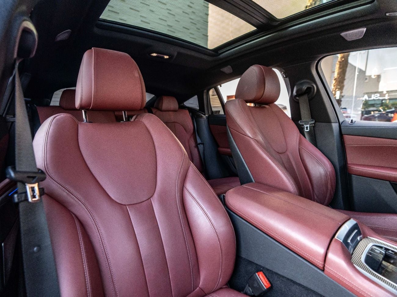 بي أم دبليو X6 xDrive40i Luxury M Sport Package 3.0L