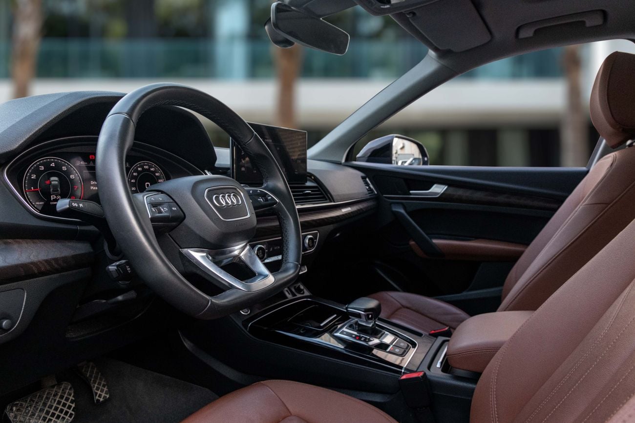 Audi Q5 40 TFSI S-LINE | 2,546 P.M | 0% Downpayment | Audi History | Under Warranty!