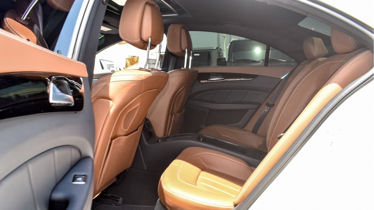 مرسيدس بنز CLS 500