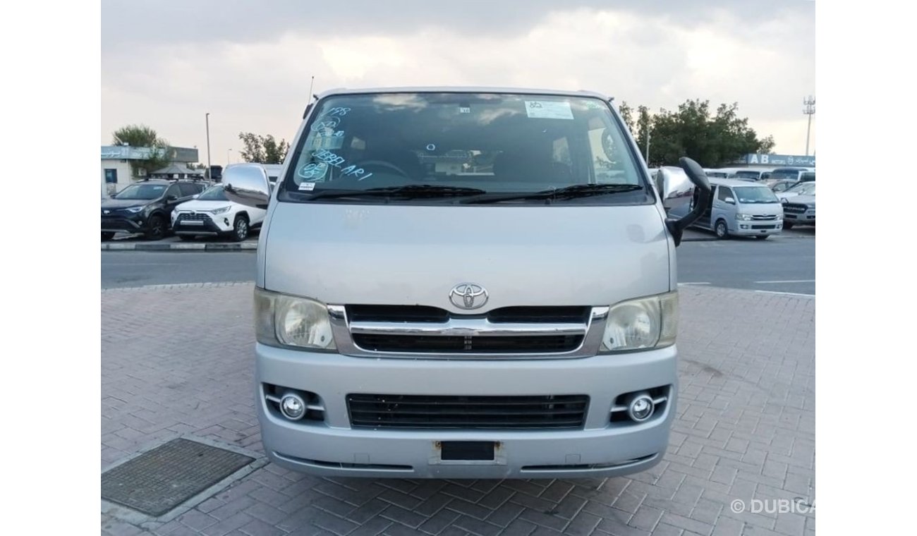 Toyota Hiace TOYOTA  HIACE RIGHT HAND DRIVE (PM1008)