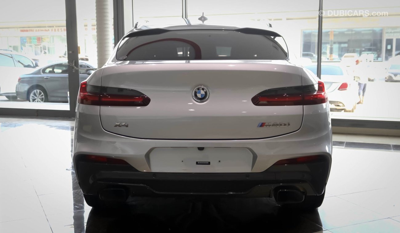 بي أم دبليو X4 M 40 i V6