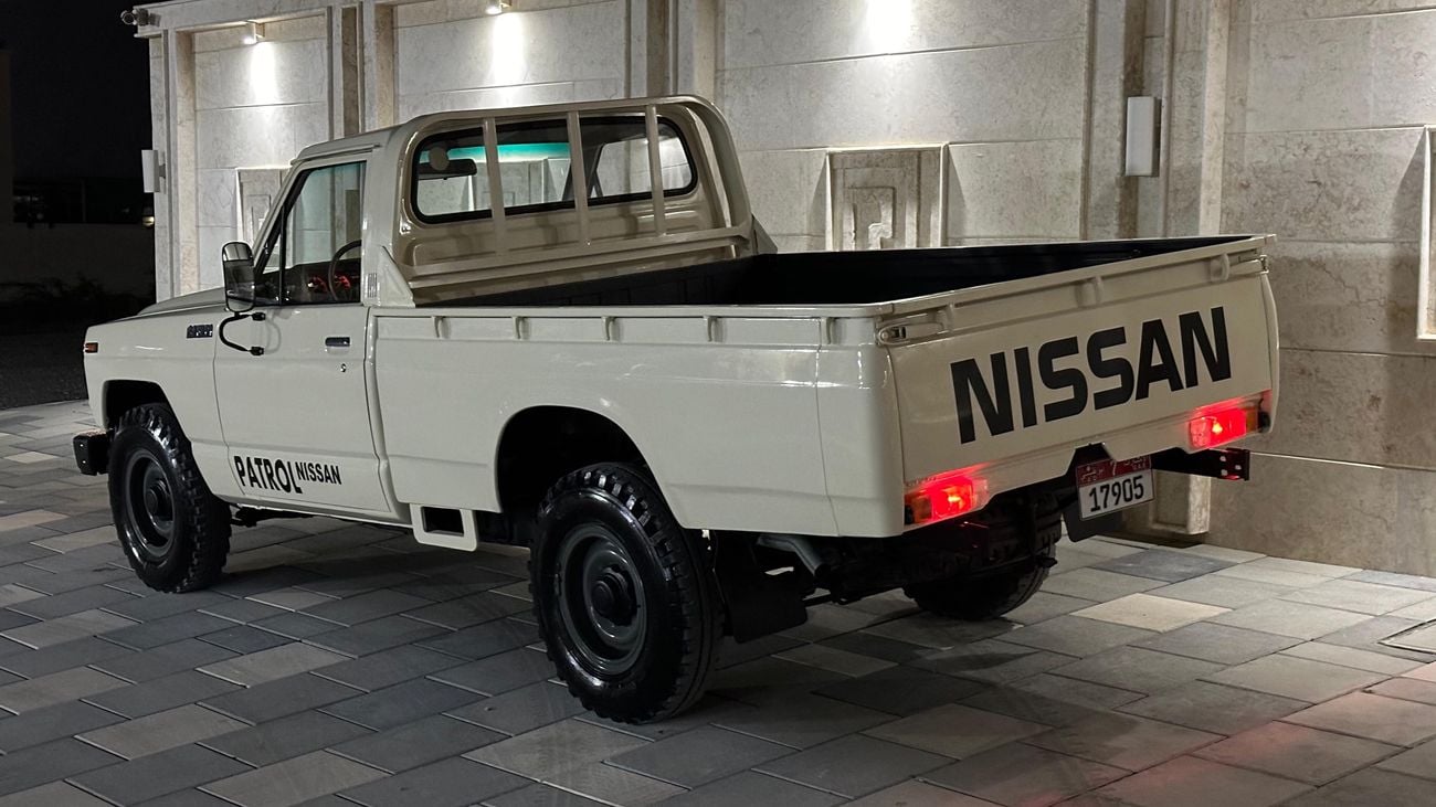 نيسان باترول بيك آب