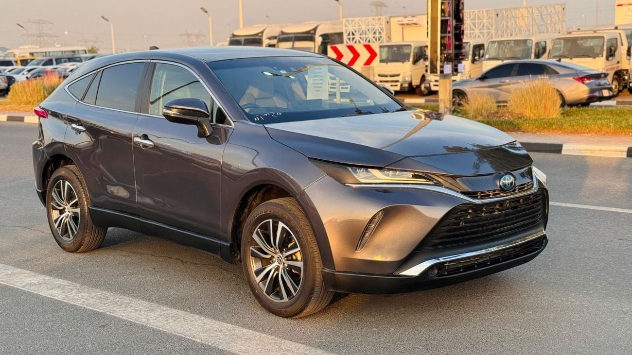 Toyota Harrier PREMIUM CONDITION  | 2021 | 2.5L HYBRID ENGINE | RHD | AT | ELECTRIC SEAT | PUSH START ENGINE | REAR