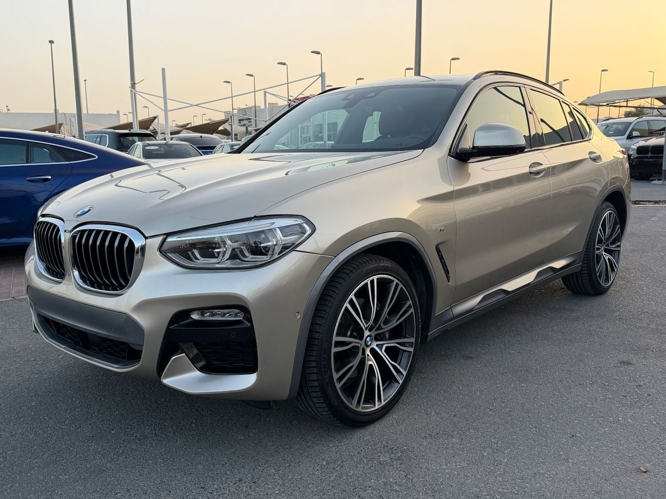 بي أم دبليو X4 XDRIVE 30I M SPORT PACK