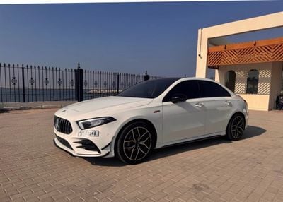 Mercedes Benz A35 AMG 4MATIC PREMIUM