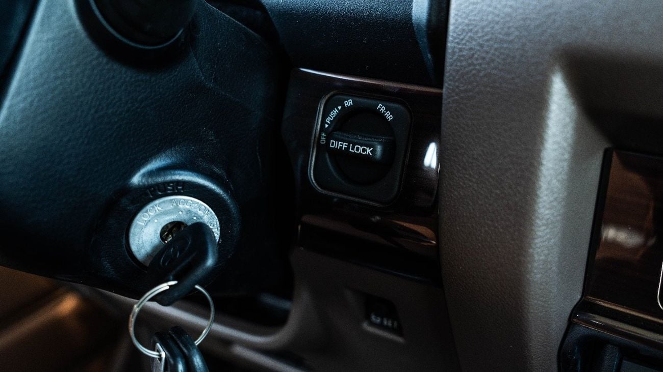 Toyota Land Cruiser 70 LX 2.8L  LC 79 DC 2.8 Diesel || Full 2025