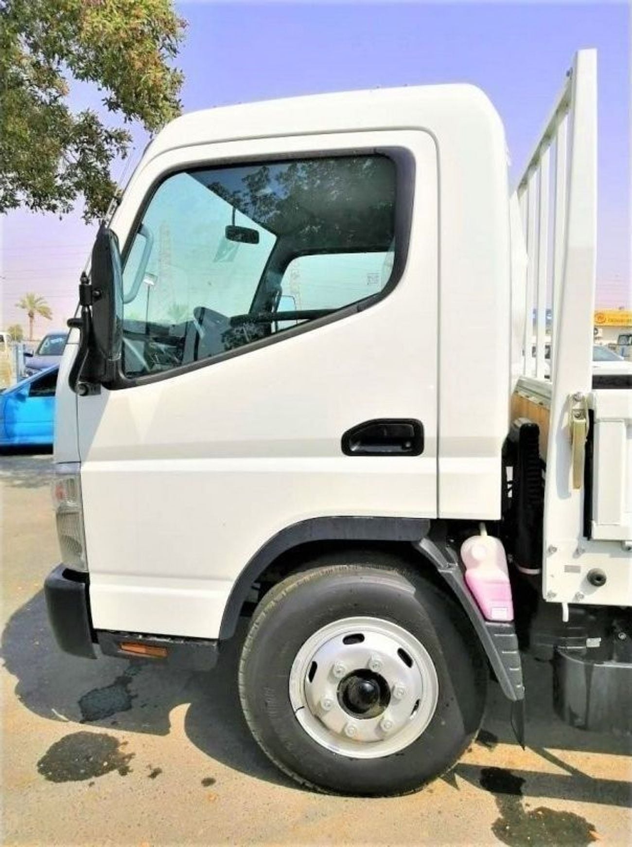 Mitsubishi Fuso Canter 4 ton