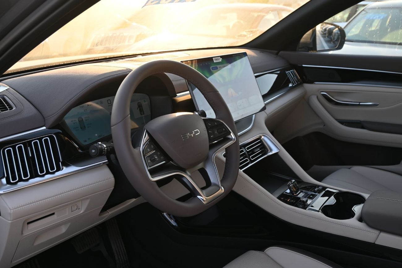 بي واي دي سونغ بلس BYD Song Plus EV, Model 2024, Color Grey