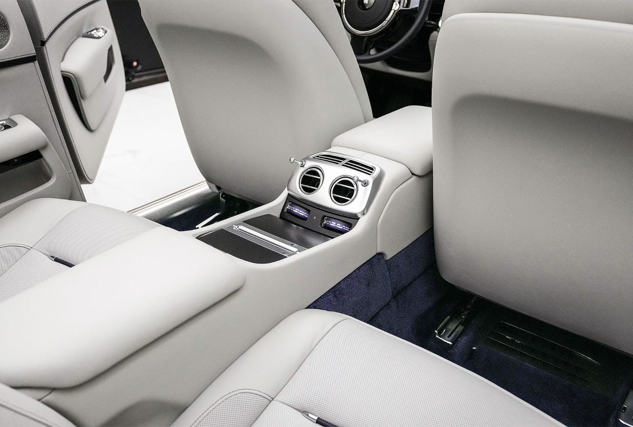 Rolls-Royce Onyx Dawn