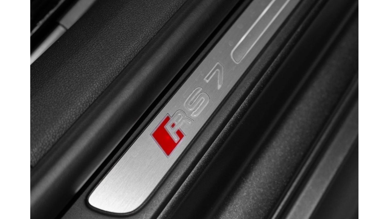 أودي RS7 Std