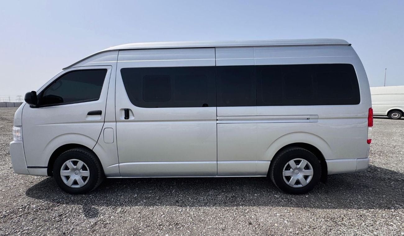 Toyota Hiace GOOD CONDITION | RHD | 2018 | 3.0L DIESEL ENGINE | 12 SEATERS | AUTOMATIC TRANSMISSION | DIGITAL REA