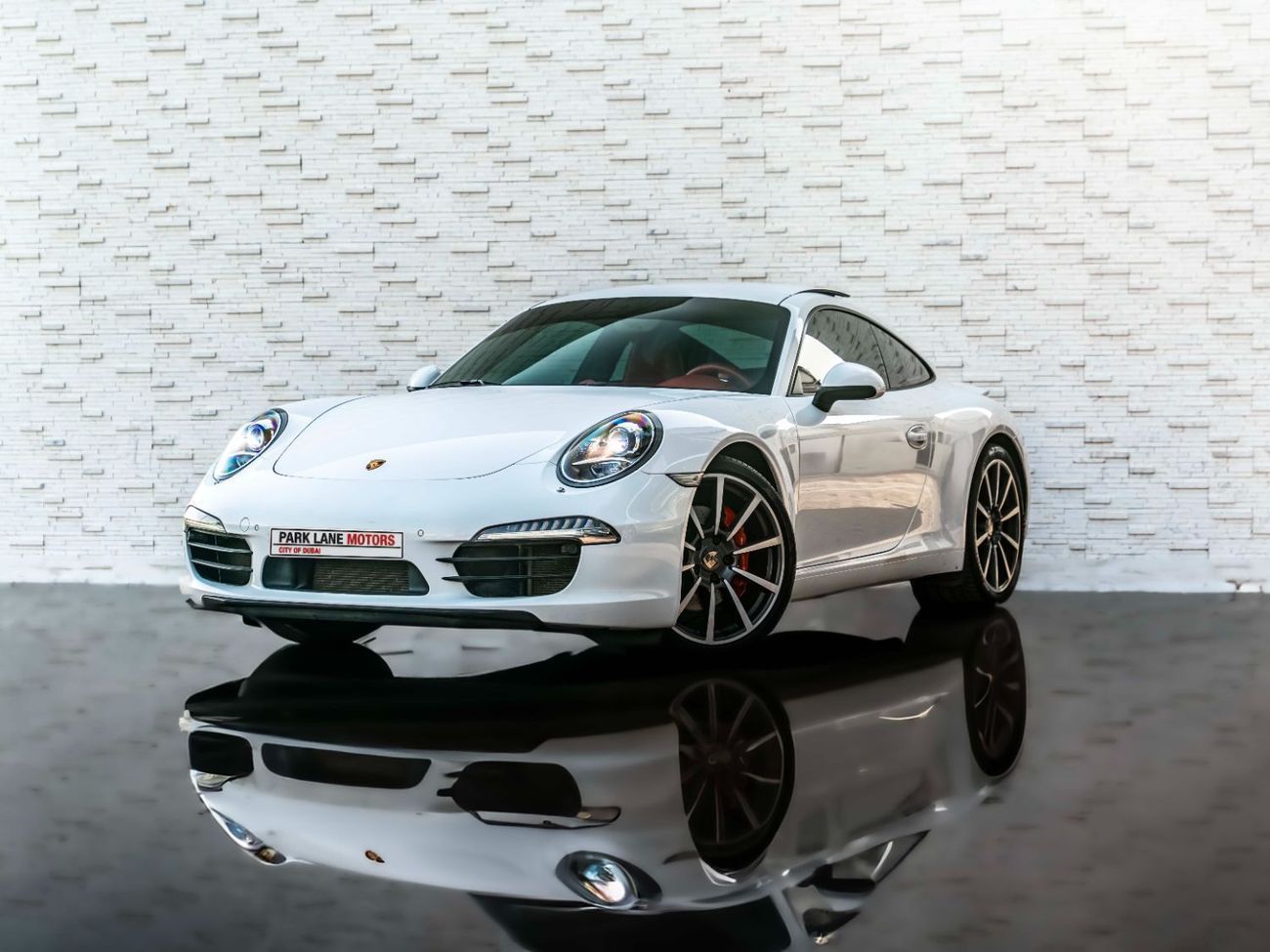 Porsche 911 Carrera S 3.8L (385 HP) Coupe