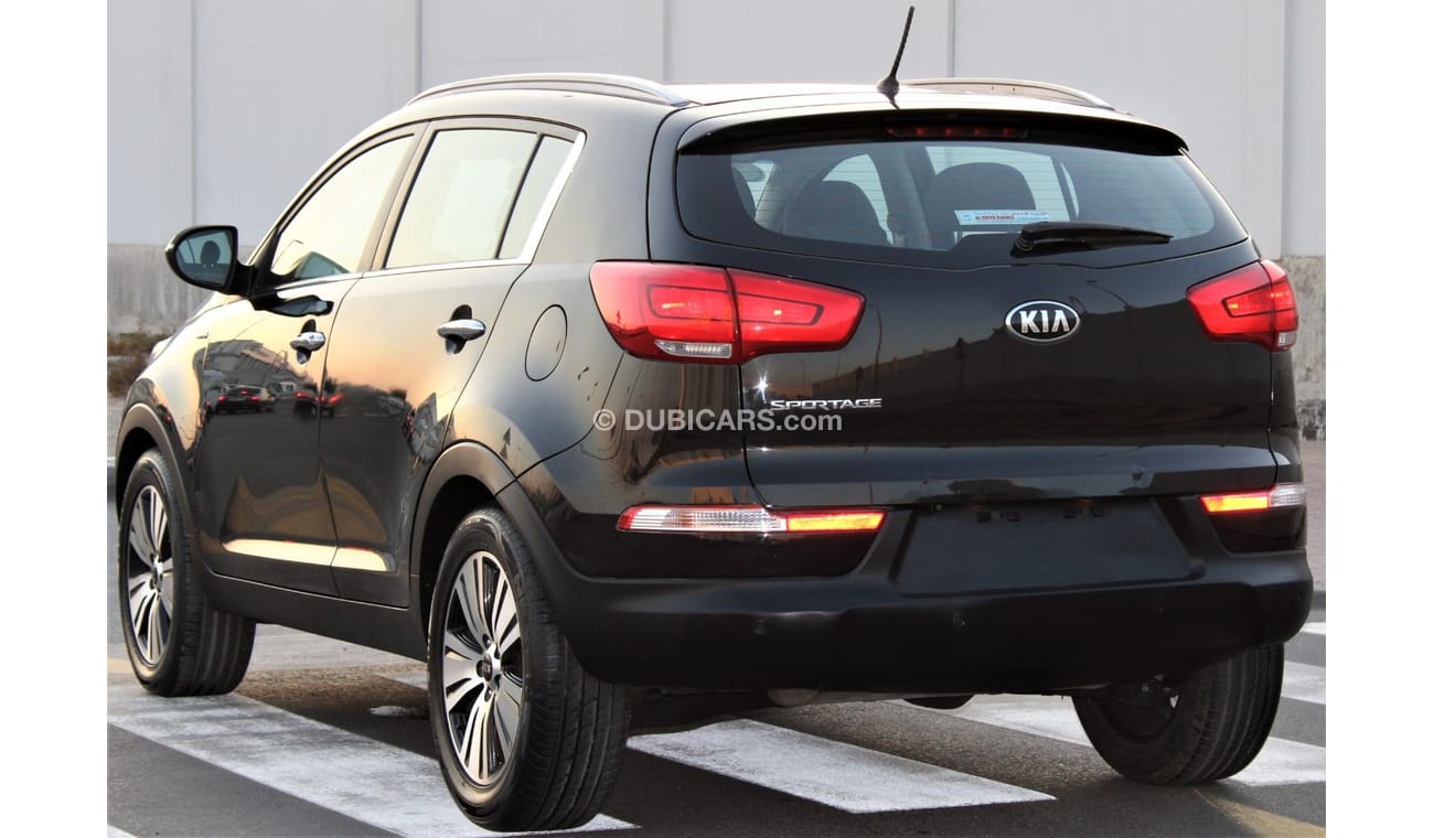كيا سبورتيج كيا سبورتاج 2015 خليجي بانوراما  بحالة ممتازة بدون صبغ بدون حوادث نظيفه جدا من الداخل والخارج