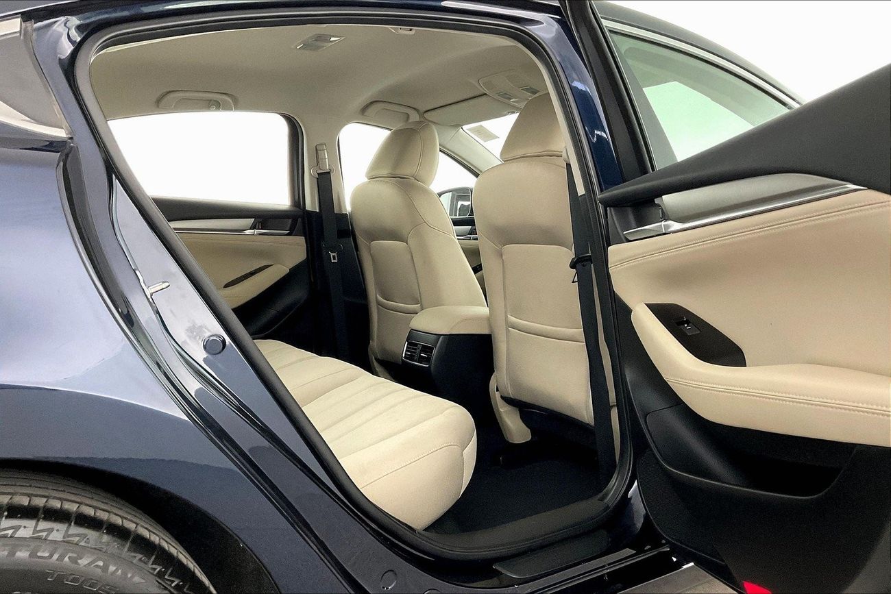 ميتسوبيشي آوتلاندر Premium - Launch Edition | شامل الضمان | 0 ﺪﻔﻋﺓ ﺃﻮﻟﻯ