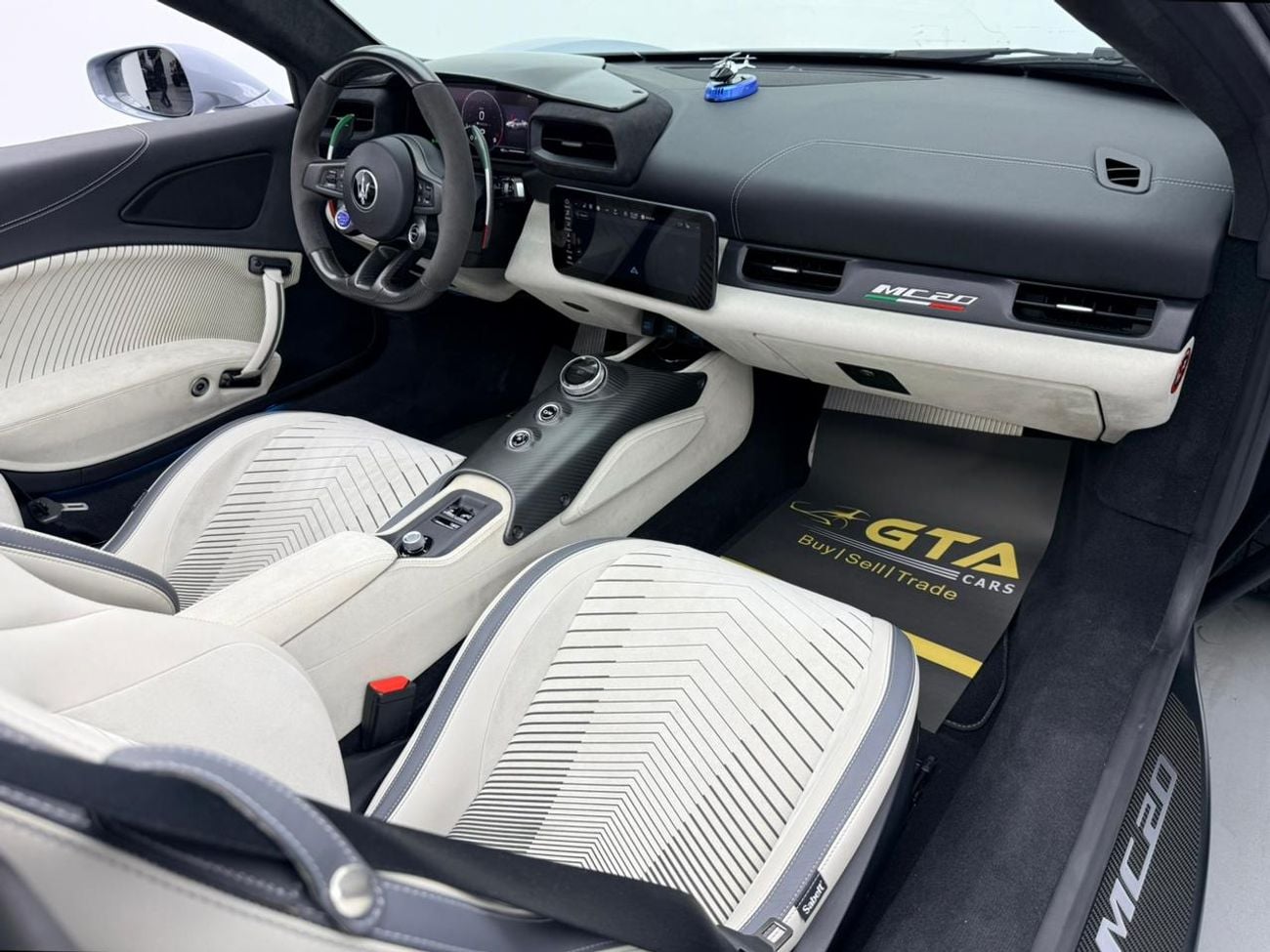 مازيراتي MC20 تشيلو 2023 Maserati MC20 Cielo, 1 of 65, Warranty, Full Maserati Service History, Very Low Km, Euro