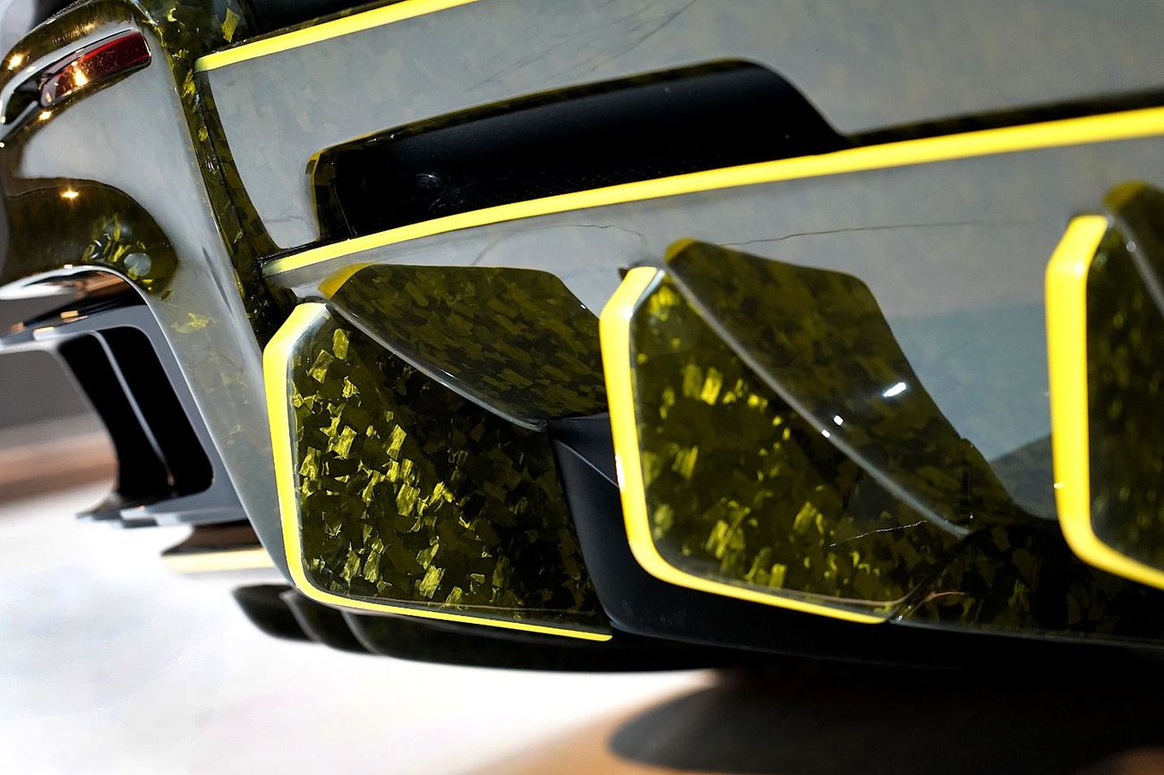 Ferrari-Onyx 812 SUPERFAST | NEGOTIABLE PRICE | 8XX | 1 OF 5 | 2022 | 865 HP | 3-YEAR WARRANTY AND SERVICE