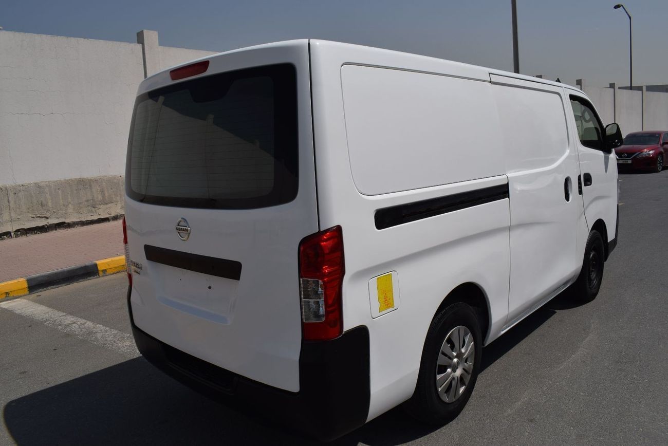 نيسان أورفان Nissan Urvan Van NV350 A/T, Model:2019. Excellent condition