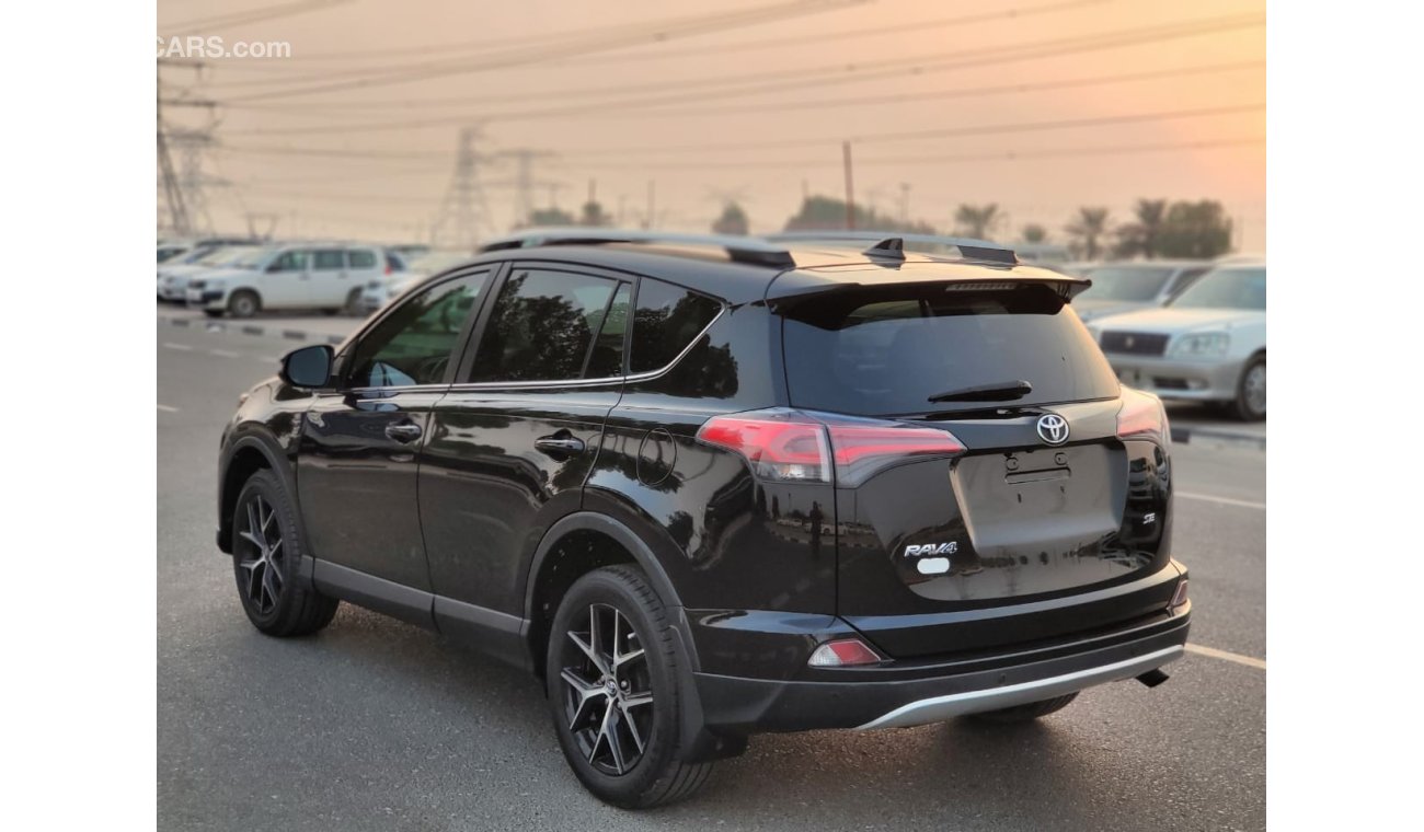 تويوتا راف ٤ TOYOTA RAV4 FULL OPTION CLEAN CAR