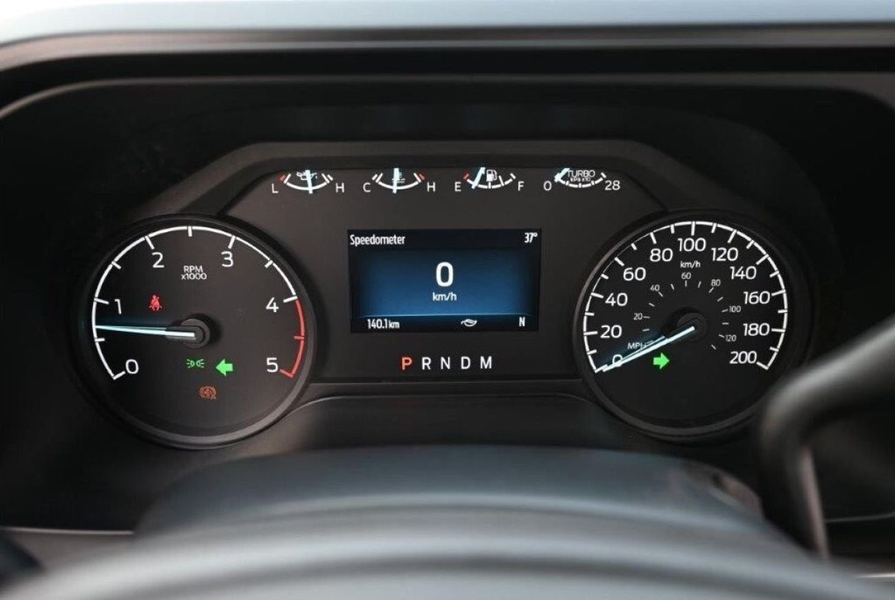 Ford F 550 Regular Chassis Cab XL 145" WB V8 6.7L Diesel 4X4 10 Speed AT