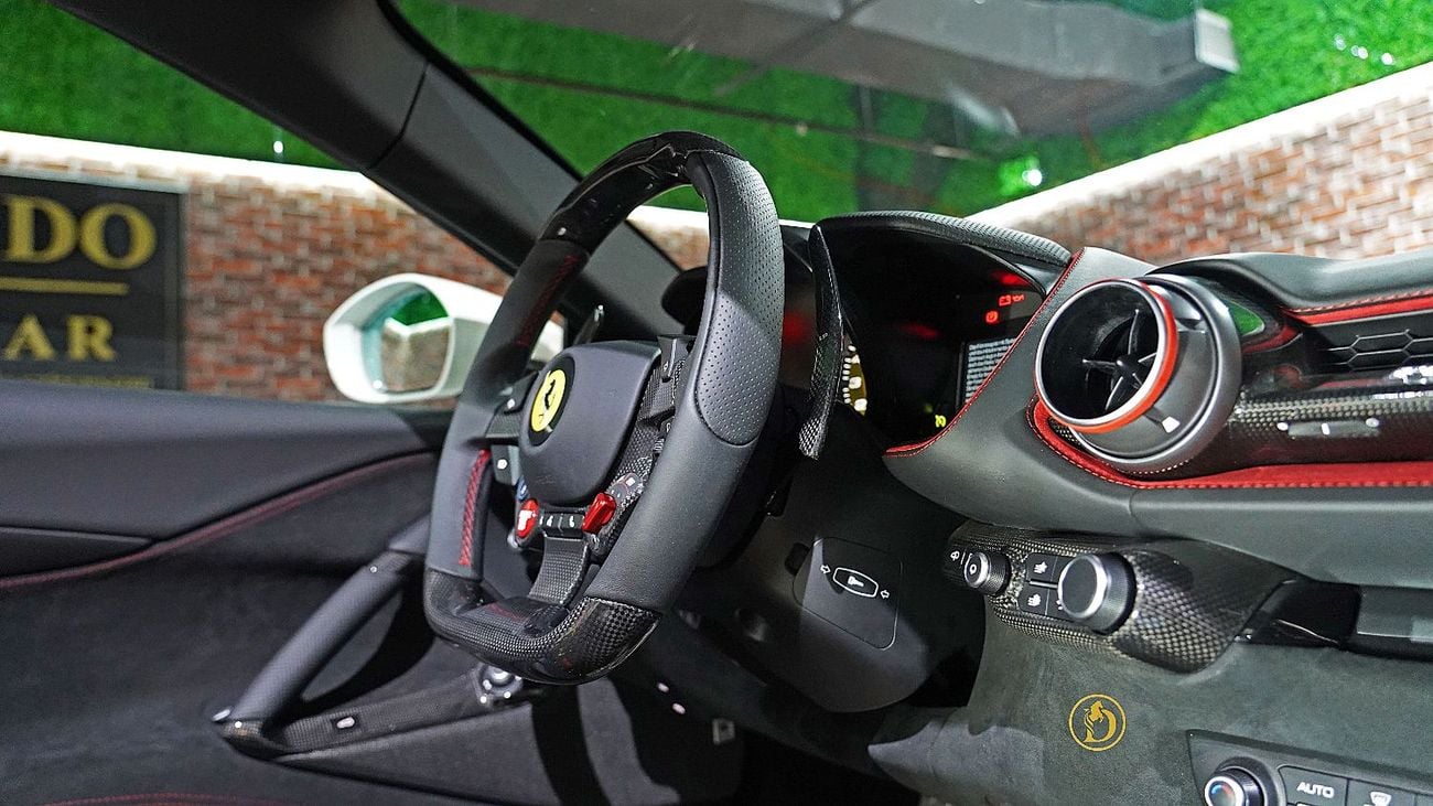 فيراري 812 GTS | NEGOTIABLE PRICE | FULL INTERIOR CARBON FIBER | NEW | V12 6.5L ENGINE | 789 HP