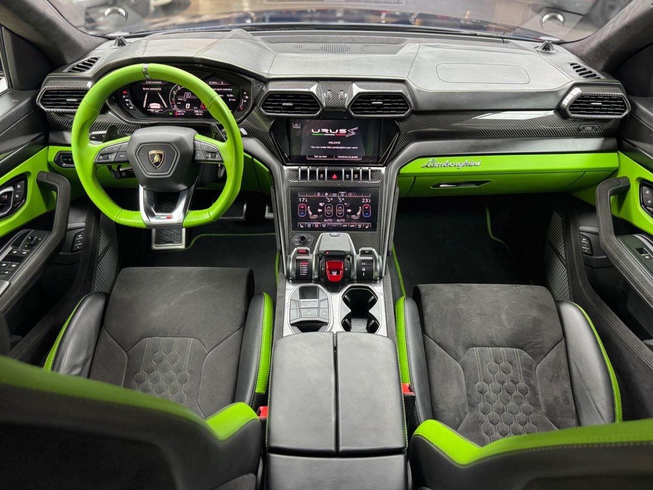 لامبورغيني اوروس S 4.0T V8