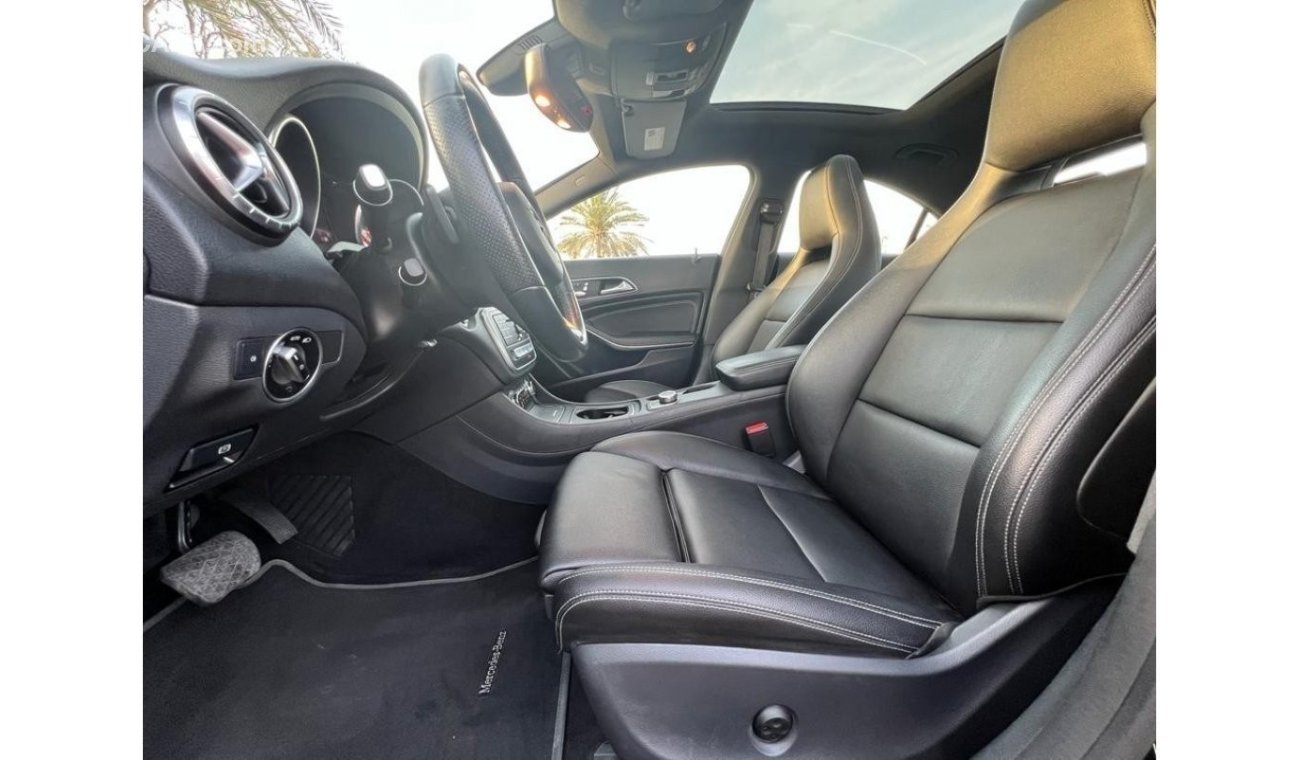 مرسيدس بنز CLA 250 GREAT OFFER MERCEDES BENZ CLA 250 2019 AMG FULL OPTIONS LOW MILEAGE