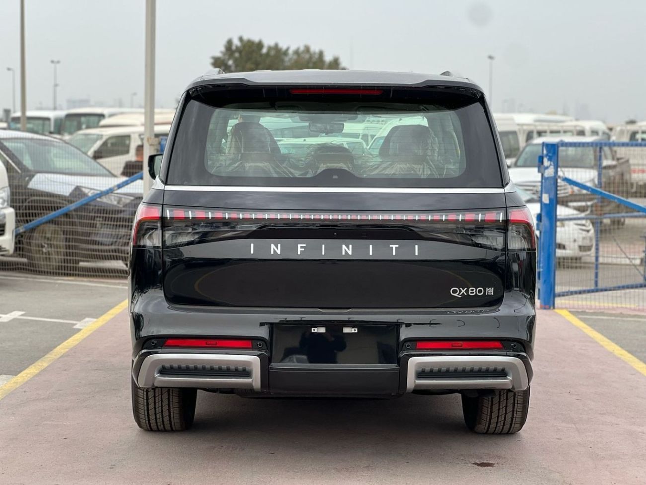 إنفينيتي QX80 nfiniti Qx80  Full option 2025 Gcc Std 5.6L