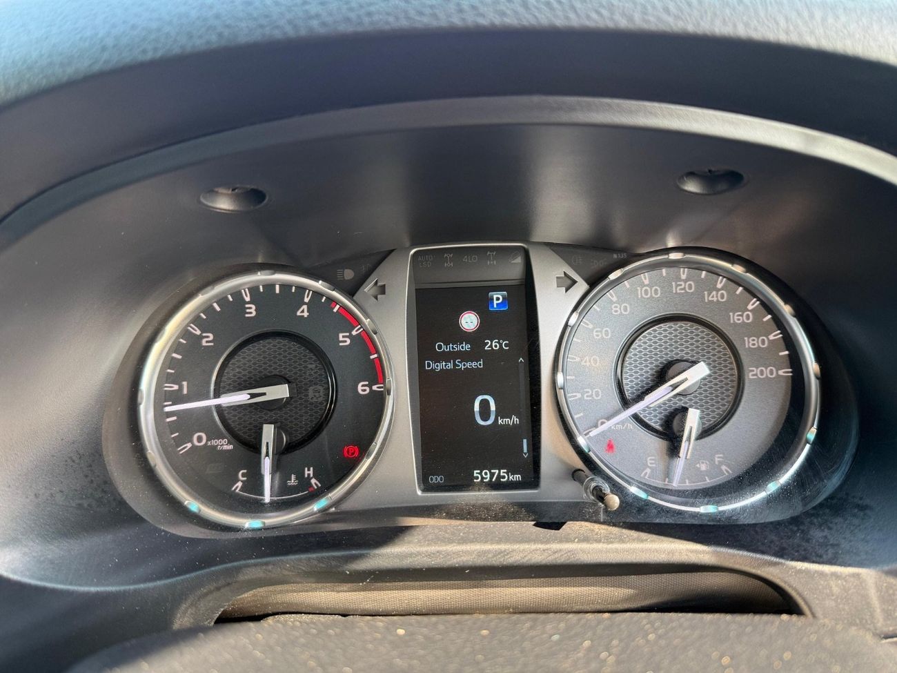 تويوتا هيلوكس Export from Australia