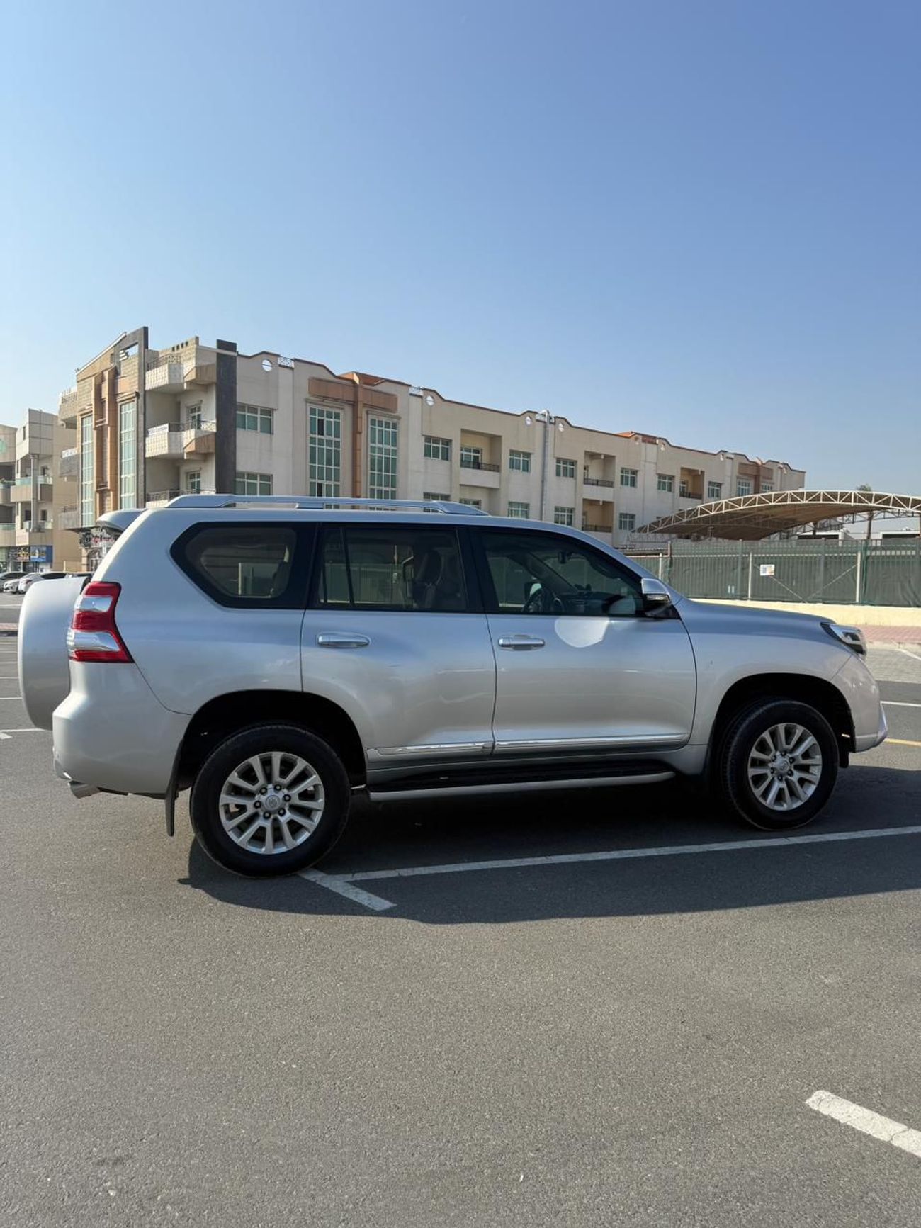 Toyota Prado VXR 4.0L 4WD