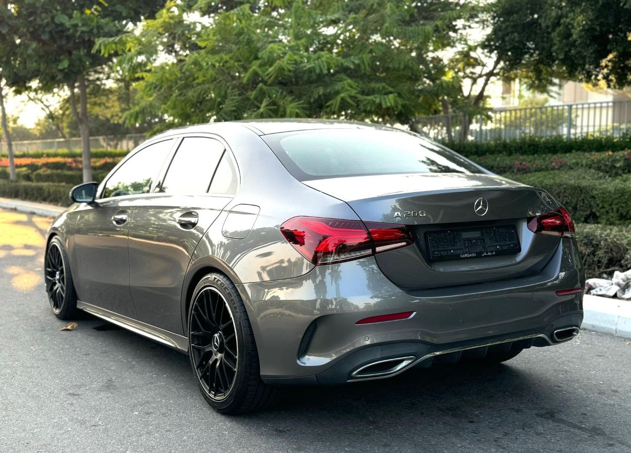 مرسيدس بنز A 200 Premium + 2.0L