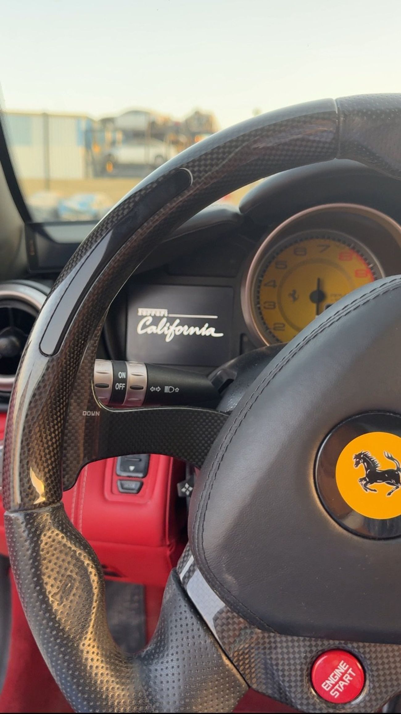 Ferrari California 2014 Ferrari California • Japan Specs  119,000 km • 4.3L V8