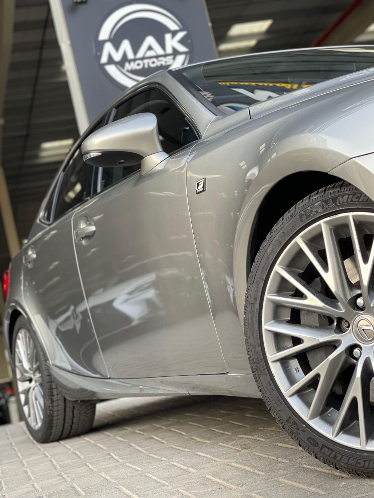 لكزس IS 350 F-Sport Platinum 3.5L IS 3.5L V6 / PLATINUM / CLEAN TITLE / 1290 AED MONTHLY