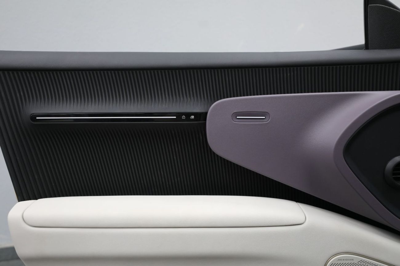 Avatr 12 Avatr 12 | Brand New | Multiple Colors Available | Hybrid Plug In | AED 3,250 Monthly | 5 Years Warr