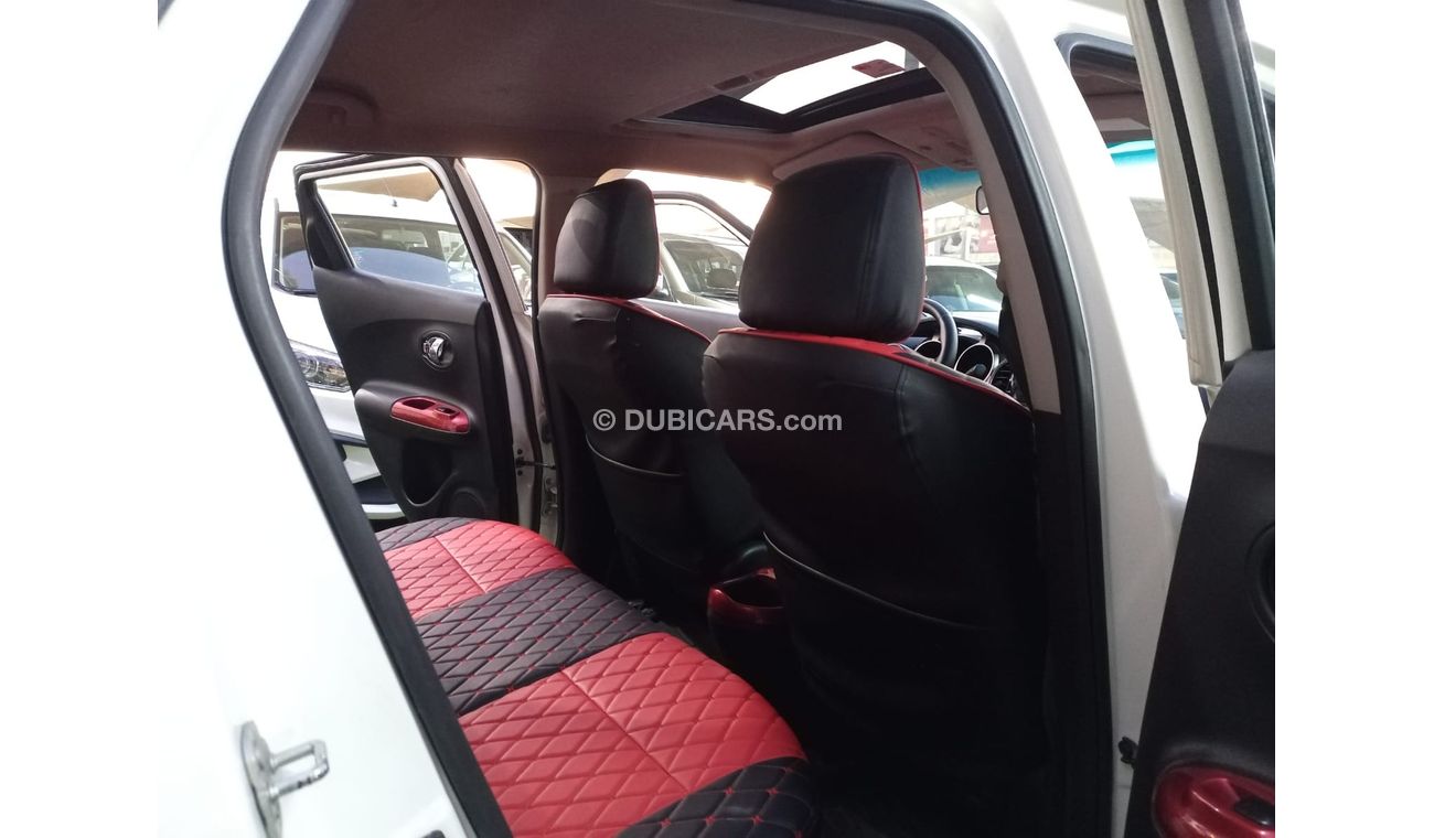 Nissan Juke 2014 Gulf model, leather hatch, cruise control, rear camera screen, sensor wheels, in excellent cond