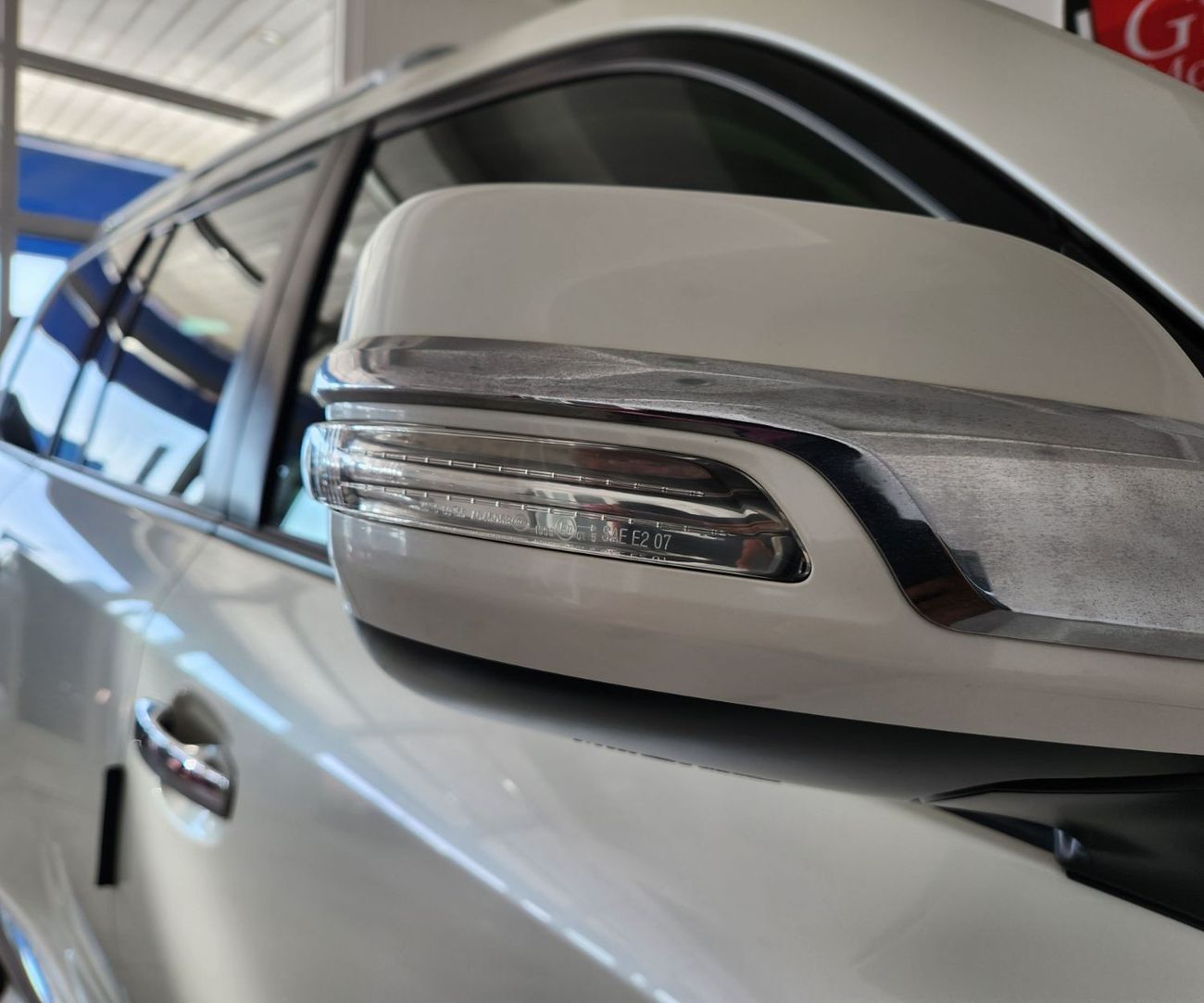 Toyota Land Cruiser VXR LOW MILEAGE 4.6L-8CYL- COMPLETELY AGENCY MAINTAINED - ORIGINAL PAINT