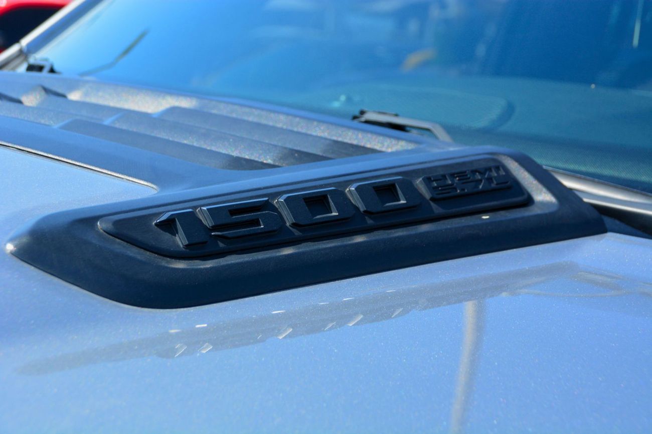 RAM 1500 Rebel 5.7L Crew Cab Utility (5 Seater)