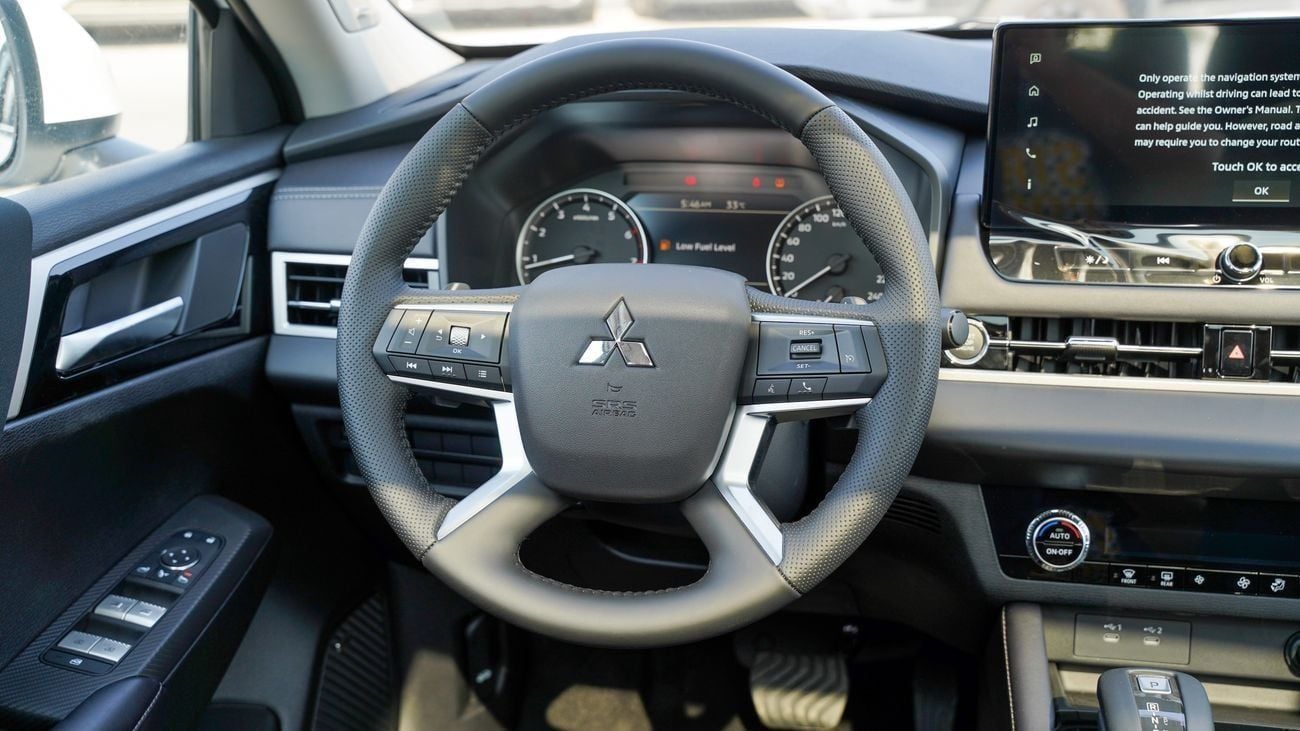 Mitsubishi Outlander Brand New Mitusbishi Outlander HighLine 2026 Export 2.5L Petrol 2WD|White/Black|