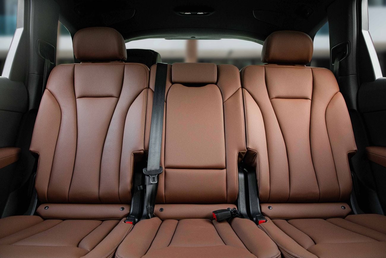أودي Q7 Q7 S-Line | 4,994 P.M | 0% Downpayment | Amazing Condition!