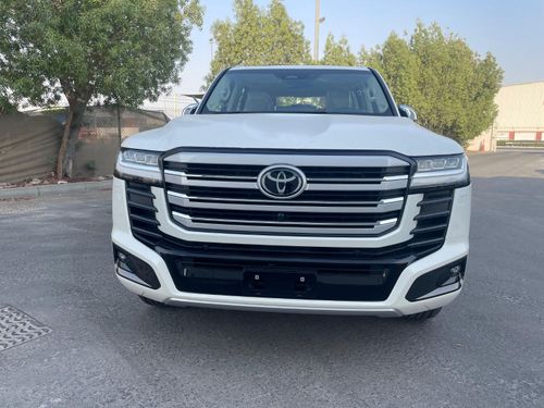 تويوتا لاند كروزر TOYOTA LANDCRUISER VXR HYBRID 2026 MODEL