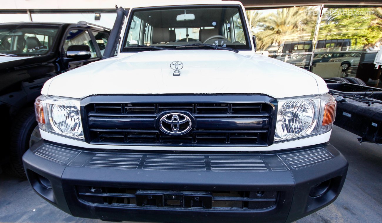 Toyota Land Cruiser Pick Up