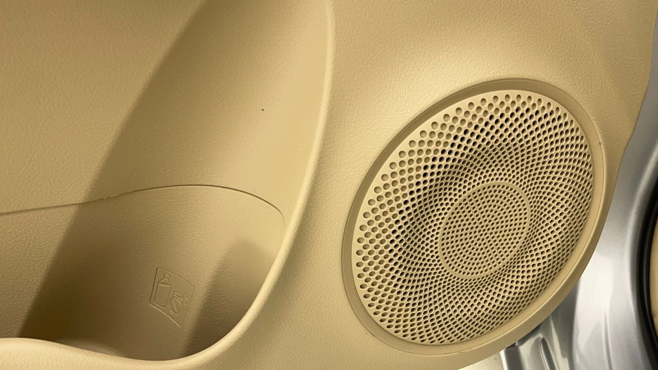 تويوتا يارس SE 1.5 | بدون دفعة مقدمة | اختبار القيادة في المنزل