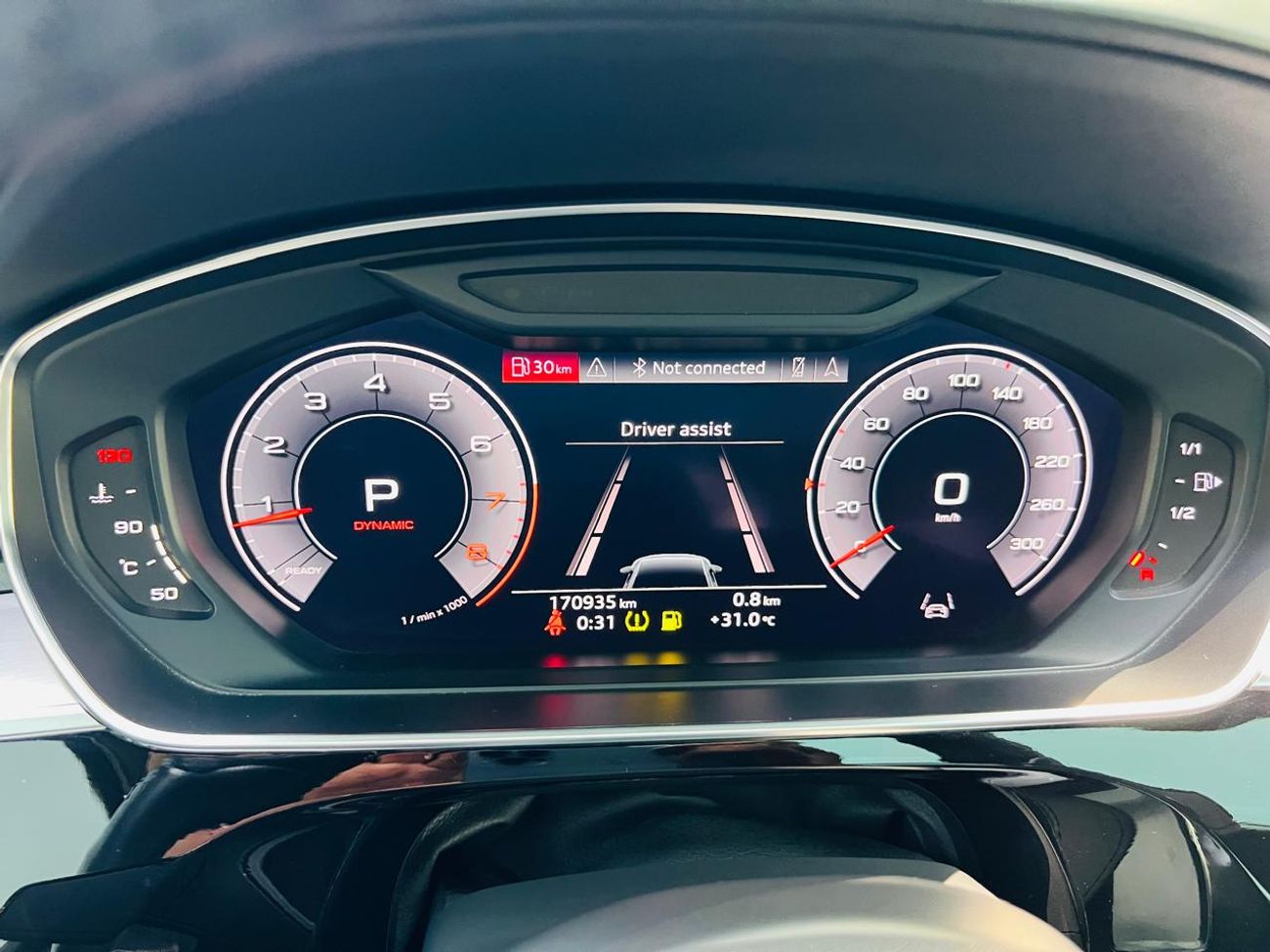 أودي A8 L 60 TFSI quattro 4.0L (460 HP)