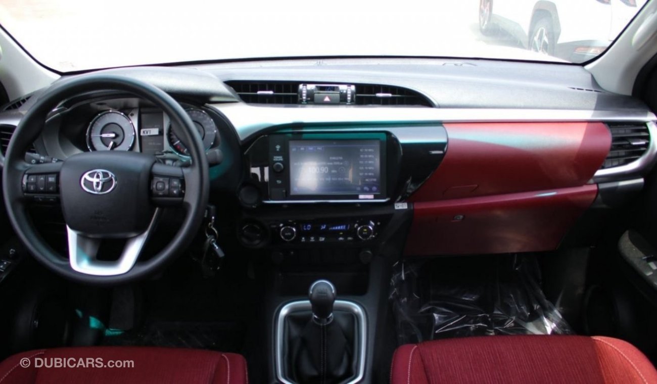 Toyota Hilux Double Cab 4WD 2.8L AT Diesel SR5