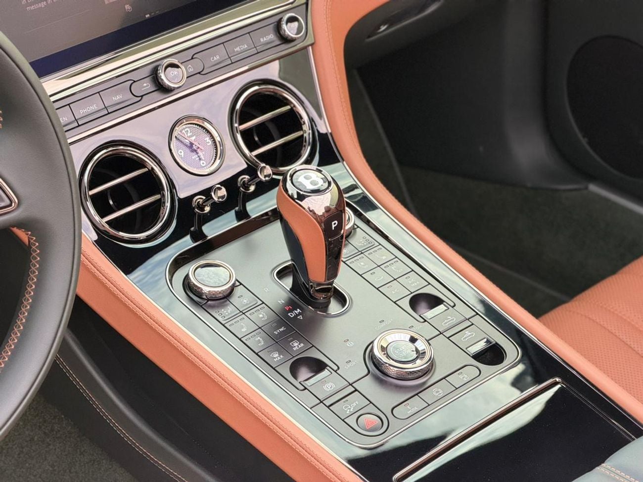 بنتلي كونتيننتال جي تي سي